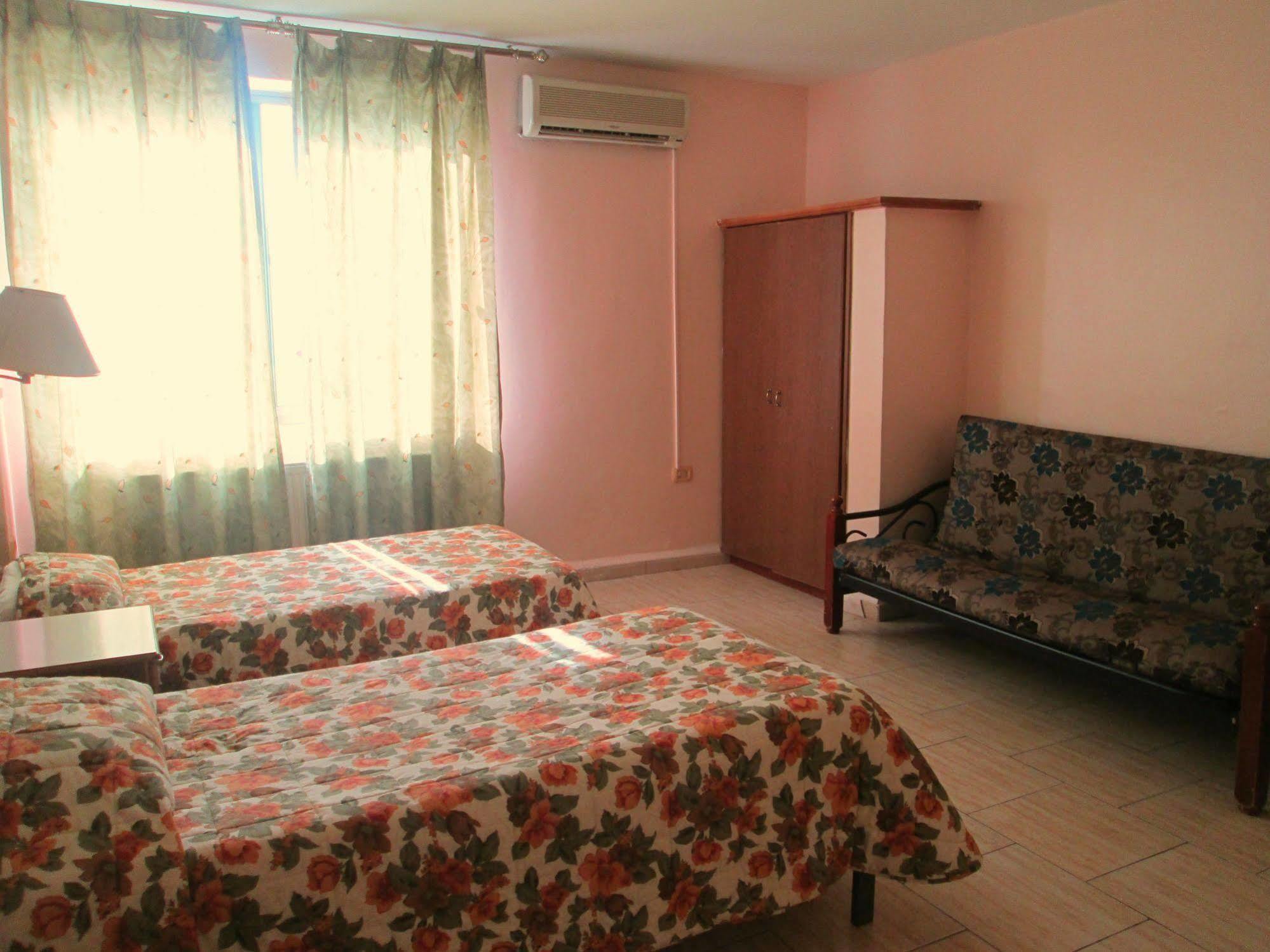 Sufara Hotel Suites Amman Exterior photo